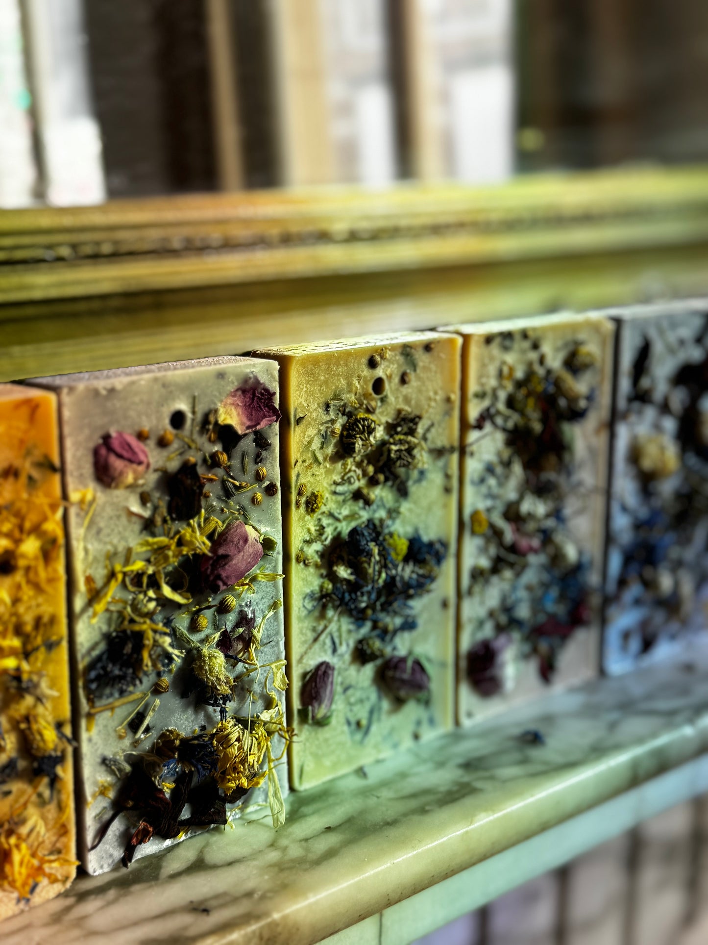 She comes with scents - echte geurbeleving